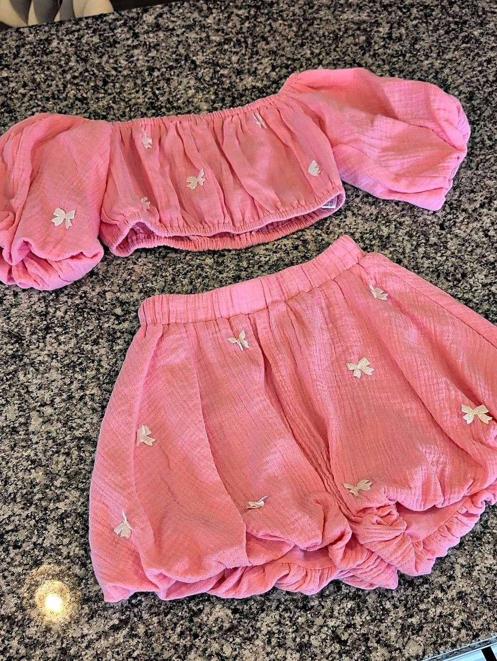 Lola + the Boys Kids Pink Bow Matching Set Like New